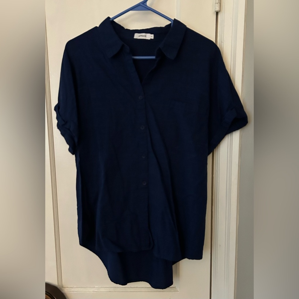 Women’s Short Sleeve Button Down